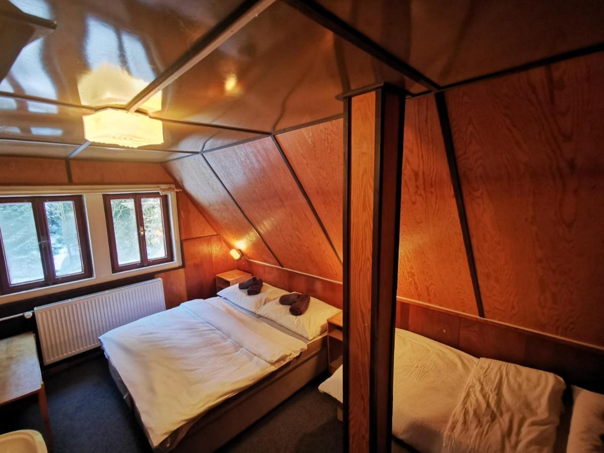 Chata Pod Studnicnou Pec pod Snezkou Exterior foto